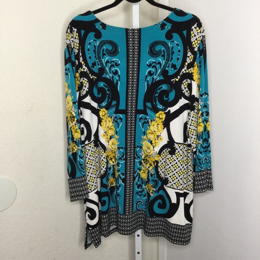 JM Collection Tunic - Picture 5 of 5